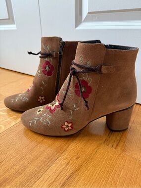 Sixtyseven Embroidered Brown Suede Ankle Boots - Women's Size 40